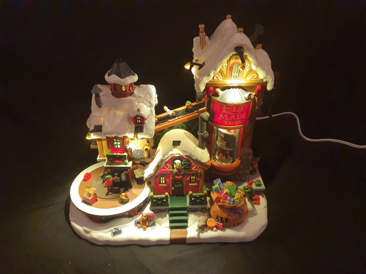 Lemax Elf Made Toy Factory Villages de Noël Lemax - Avec éclairage -  Adaptateur 4,5 V (AA)